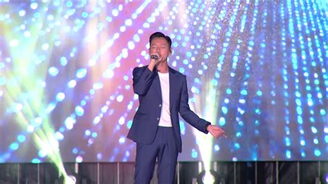 Owen Cheung's Sweetheart Concert Sparks Frenzy Among Fans - A Musical Journey Filled with Laughter and Heartwarming Memories!